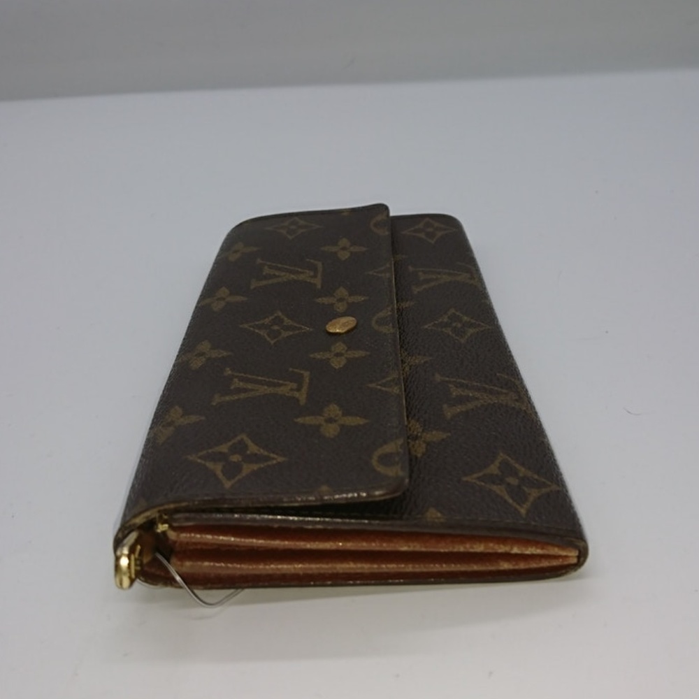 LOUIS VUITTON Monogram International Wallet